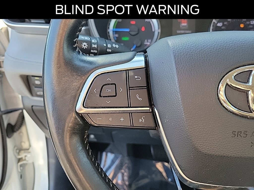 Used 2020 Toyota Highlander LE FWD image 24