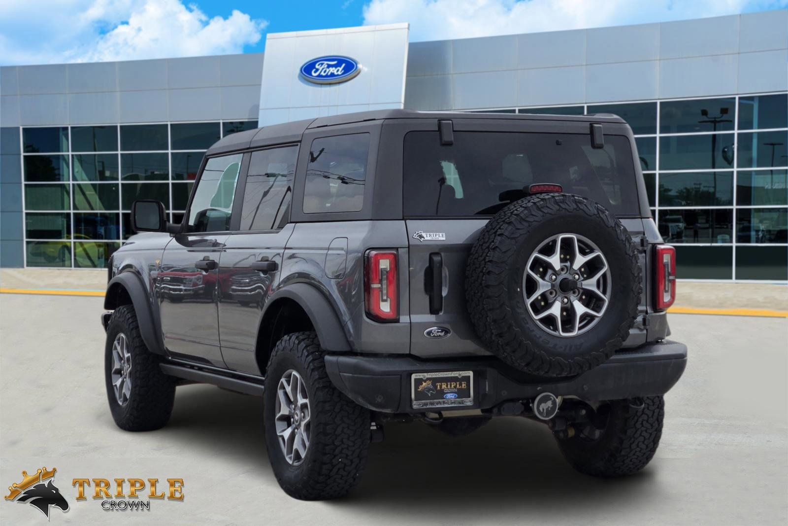 Certified 2022 Ford Bronco Badlands image 4