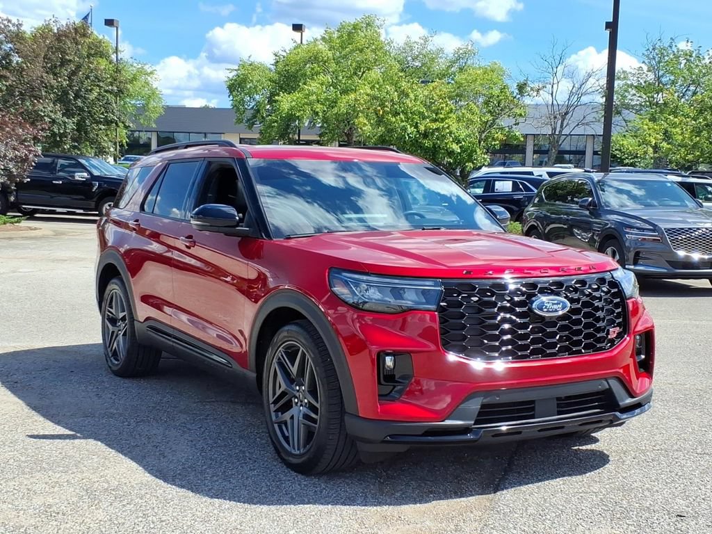 Certified 2025 Ford Explorer ST w/ Sun And Sound Package AWD/4WD image 14