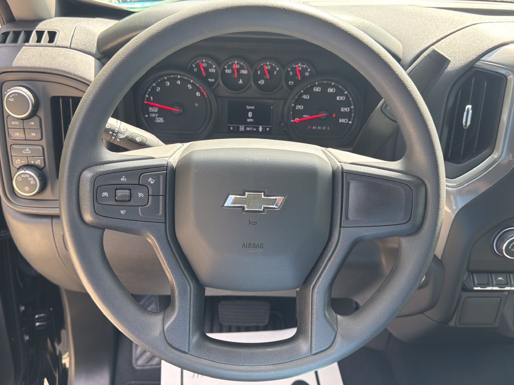 Used 2026 Chevrolet Silverado 1500 Custom Trail Boss AWD/4WD image 17