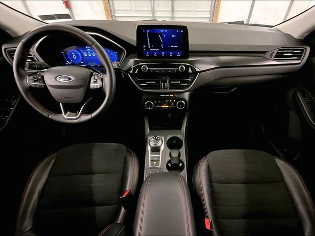 Certified 2022 Ford Escape SEL w/ SEL Stealth AWD Package image 14