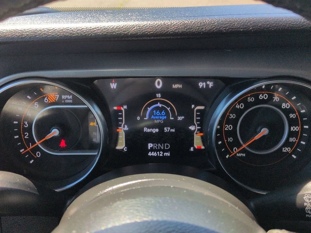Used 2021 Jeep Wrangler Sport AWD/4WD image 14