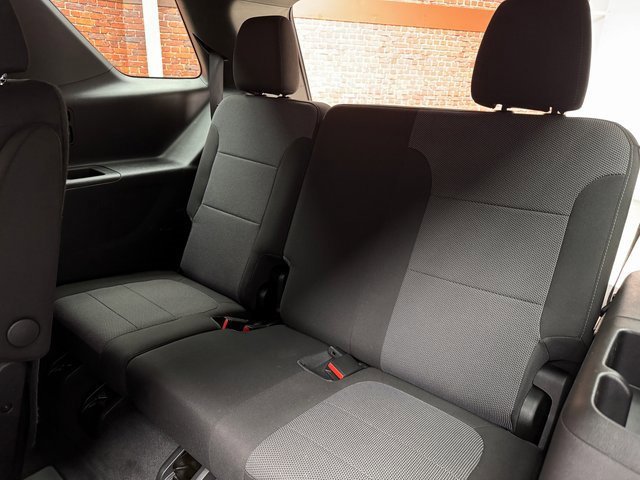 Used 2023 Chevrolet Traverse LT image 27