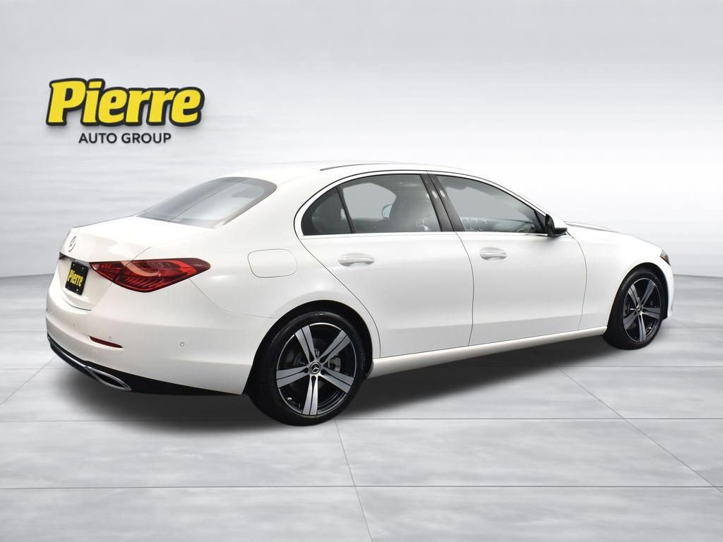 Used 2025 Mercedes-Benz C 300 Sedan image 4