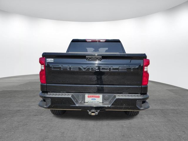 Used 2023 Chevrolet Silverado 1500 Custom w/ LPO, Dark Essentials Package image 3
