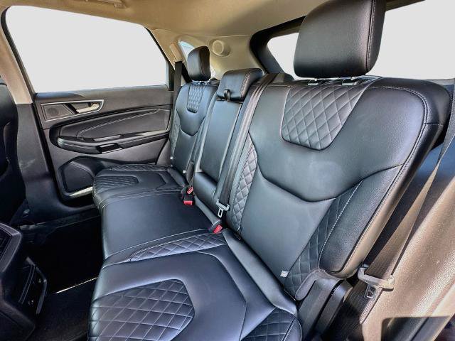 Certified 2024 Ford Edge Titanium AWD/4WD image 19