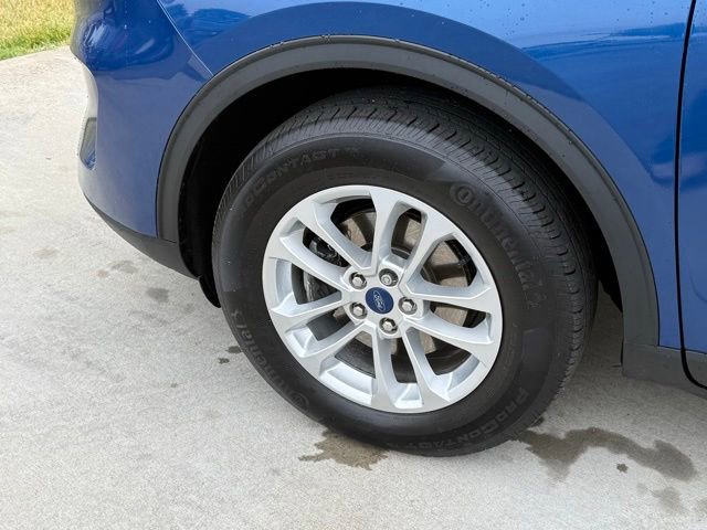 Certified 2022 Ford Escape SE w/ Cold Weather Package AWD/4WD image 5