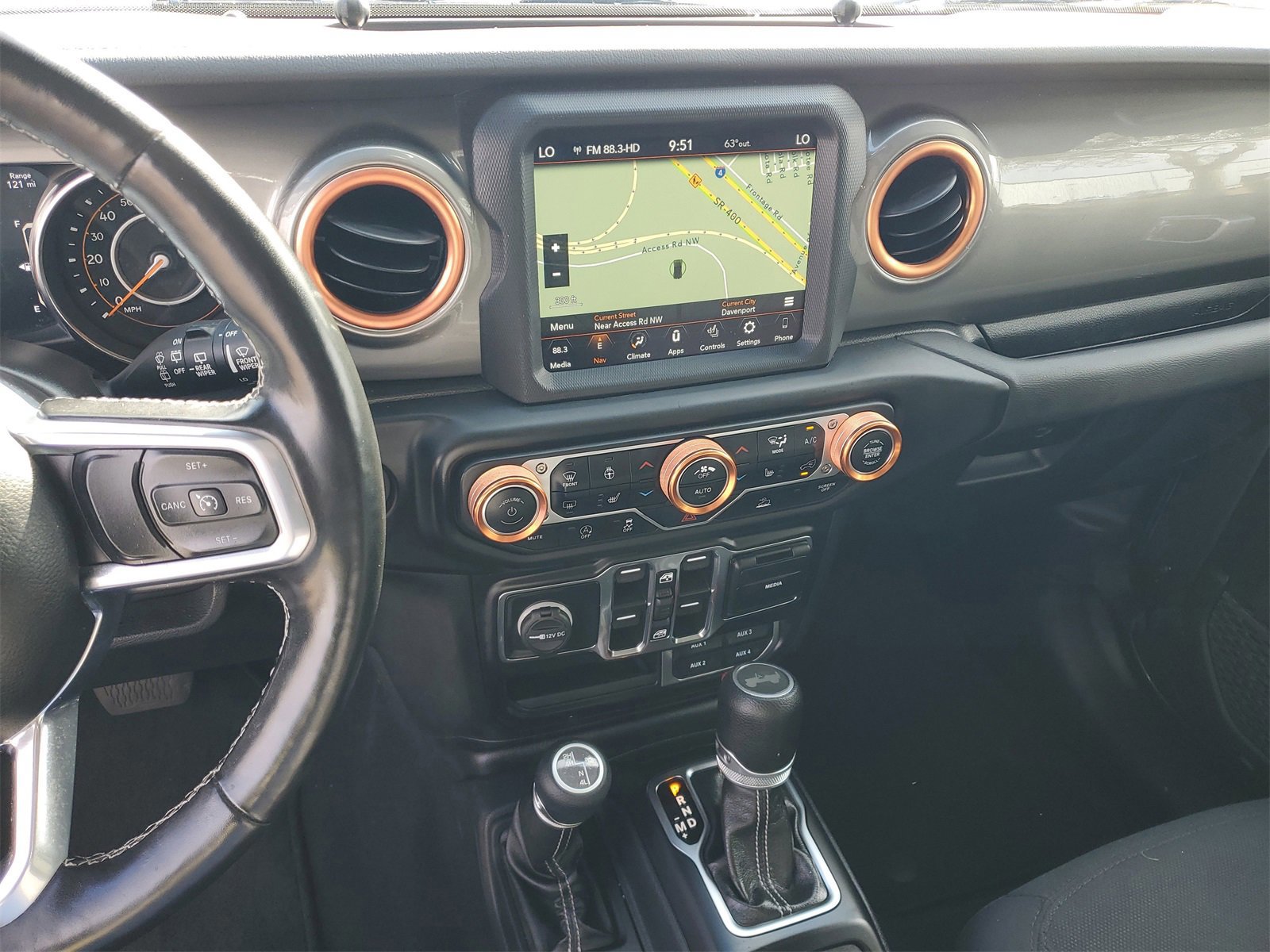 Used 2022 Jeep Wrangler Unlimited Sahara w/ Cold Weather Group image 21