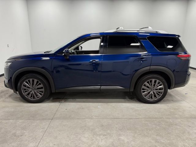 Used 2023 Nissan Pathfinder SL w/ SL Premium Package image 8