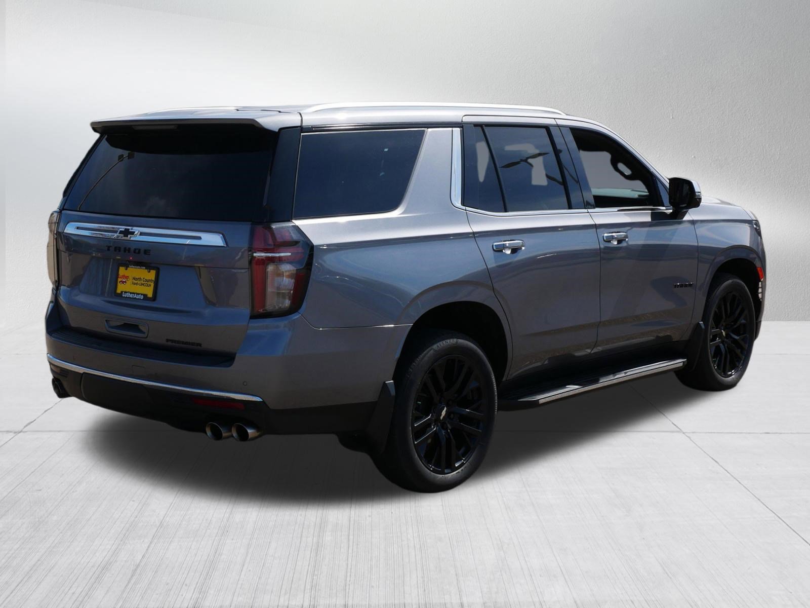 Used 2021 Chevrolet Tahoe Premier AWD/4WD image 7