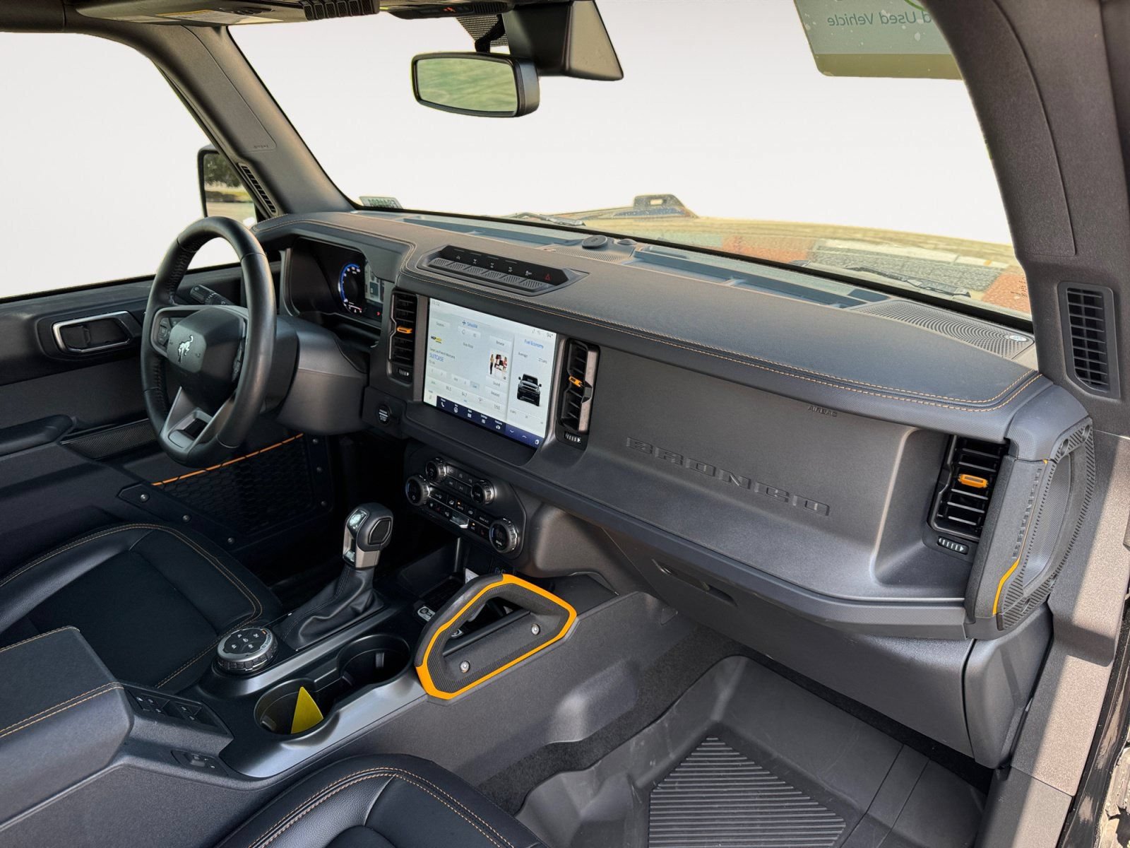 Certified 2024 Ford Bronco Badlands AWD/4WD image 15