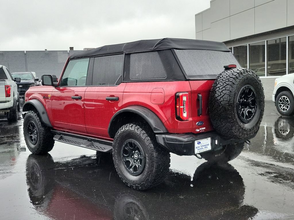 Certified 2025 Ford Bronco Badlands w/ Sasquatch Package AWD/4WD image 6