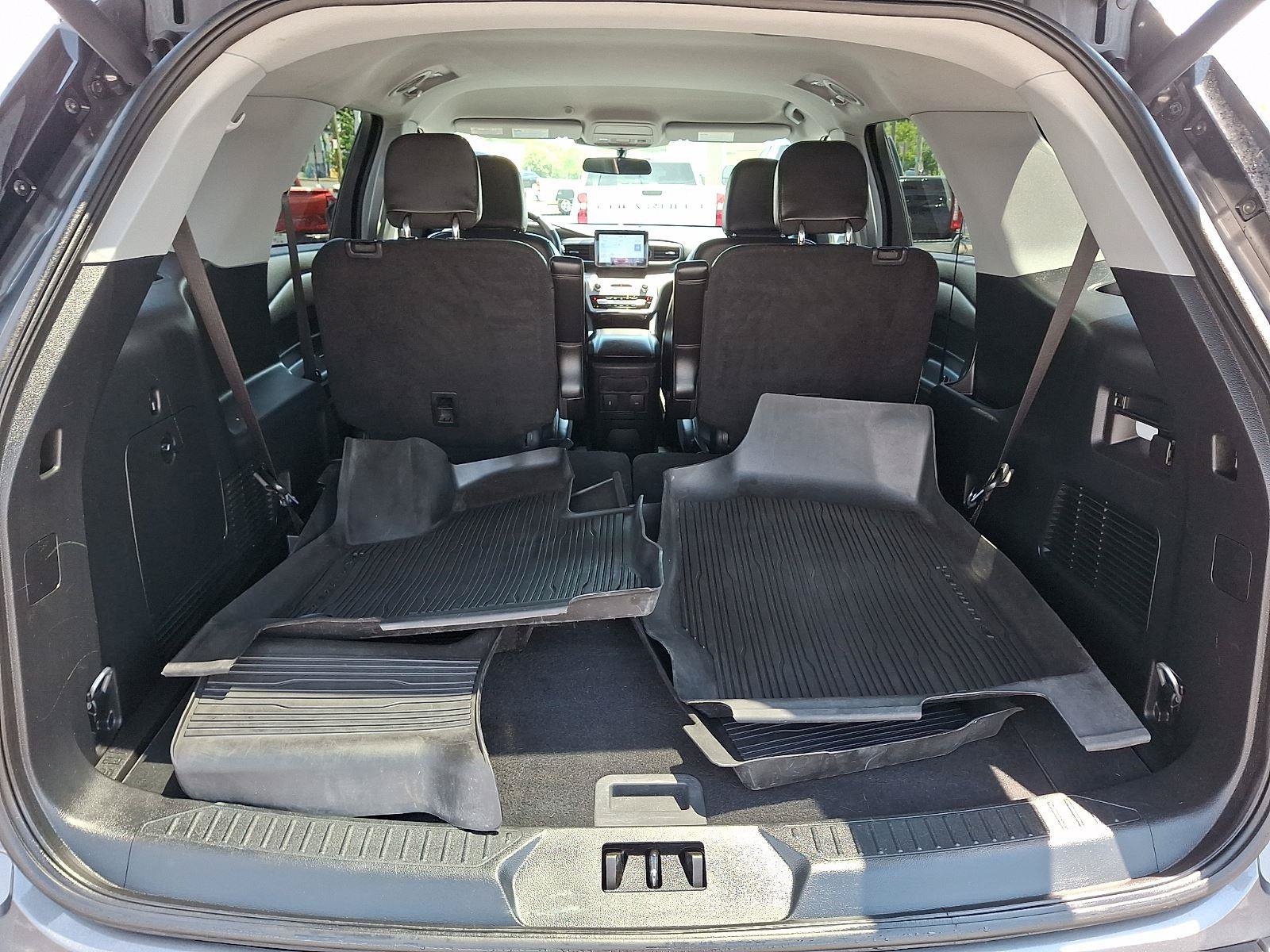 Certified 2023 Ford Explorer XLT w/ Equipment Group 202A AWD/4WD image 27