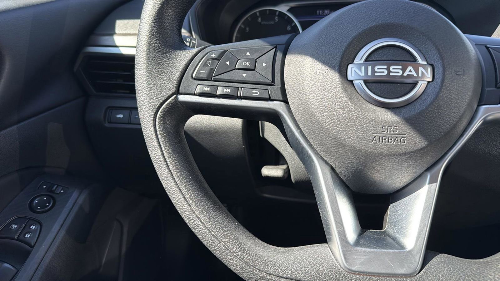 Used 2024 Nissan Altima 2.5 SV image 17