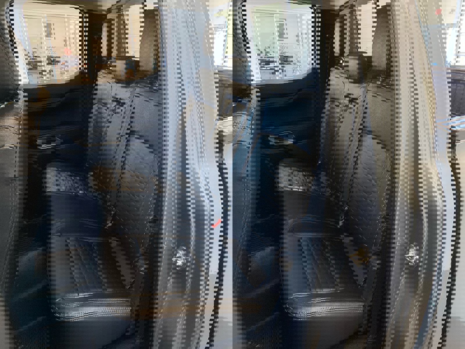 Certified 2024 Ford Ranger Lariat w/ FX4 Off-Road Package image 9