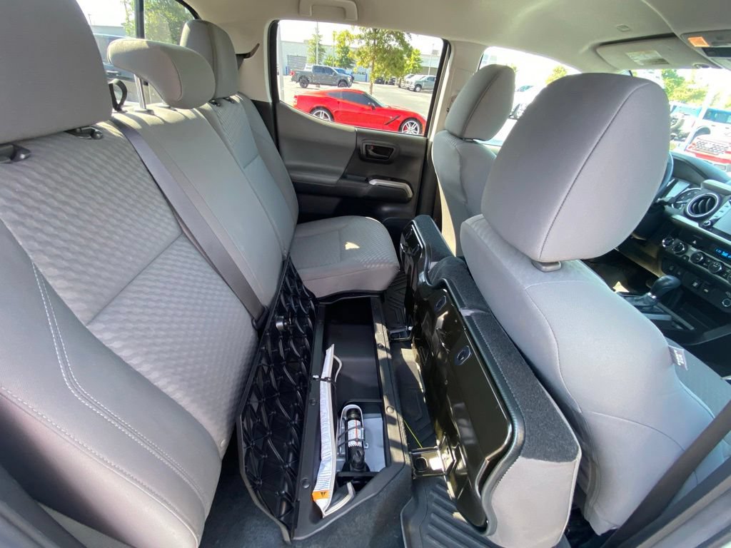 Used 2023 Toyota Tacoma SR5 w/ Technology Package AWD/4WD image 28