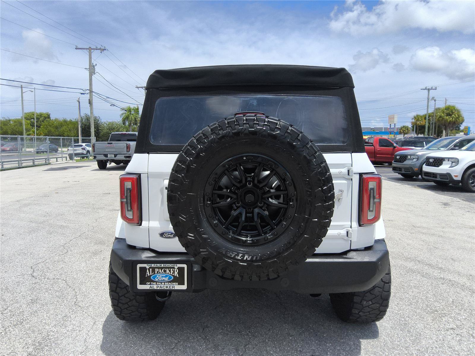 Certified 2023 Ford Bronco Outer Banks AWD/4WD image 4