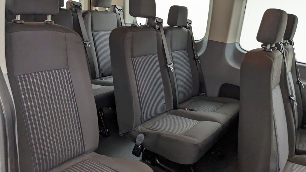 Certified 2018 Ford Transit 150 XL image 31