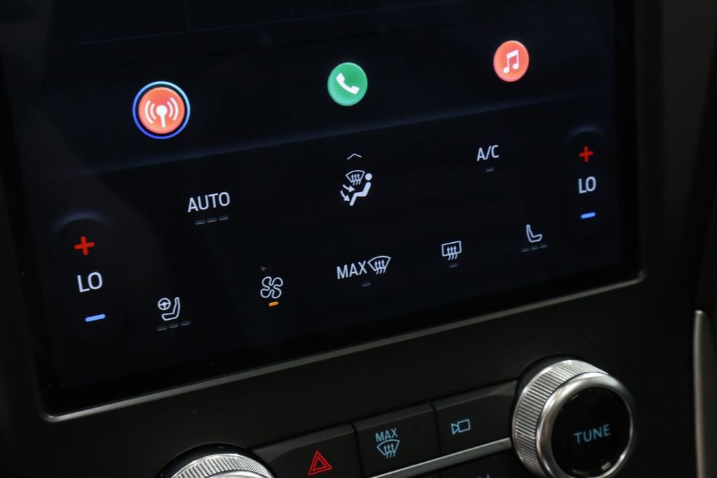 Certified 2024 Ford Edge SEL w/ Convenience Package AWD/4WD image 11