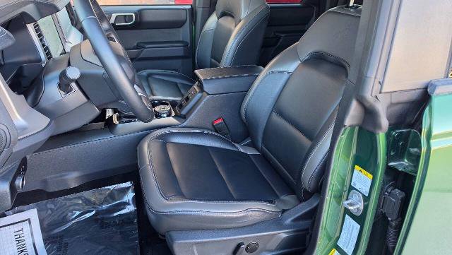 Certified 2025 Ford Bronco Outer Banks AWD/4WD image 10