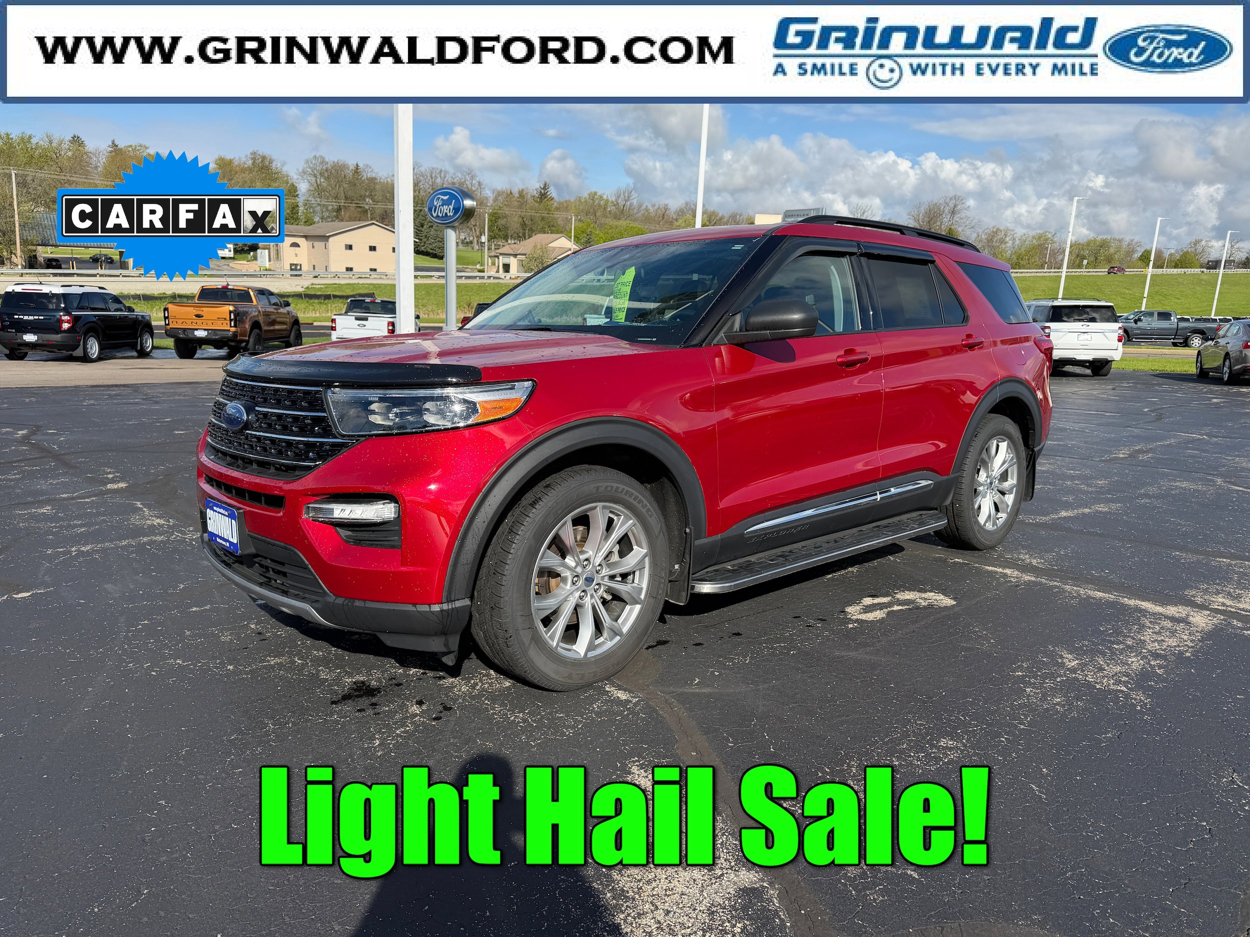 Certified 2021 Ford Explorer XLT w/ Equipment Group 202A AWD/4WD image 1
