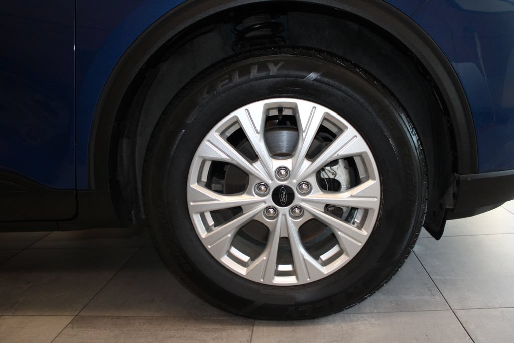 Certified 2023 Ford Escape Active AWD/4WD image 11