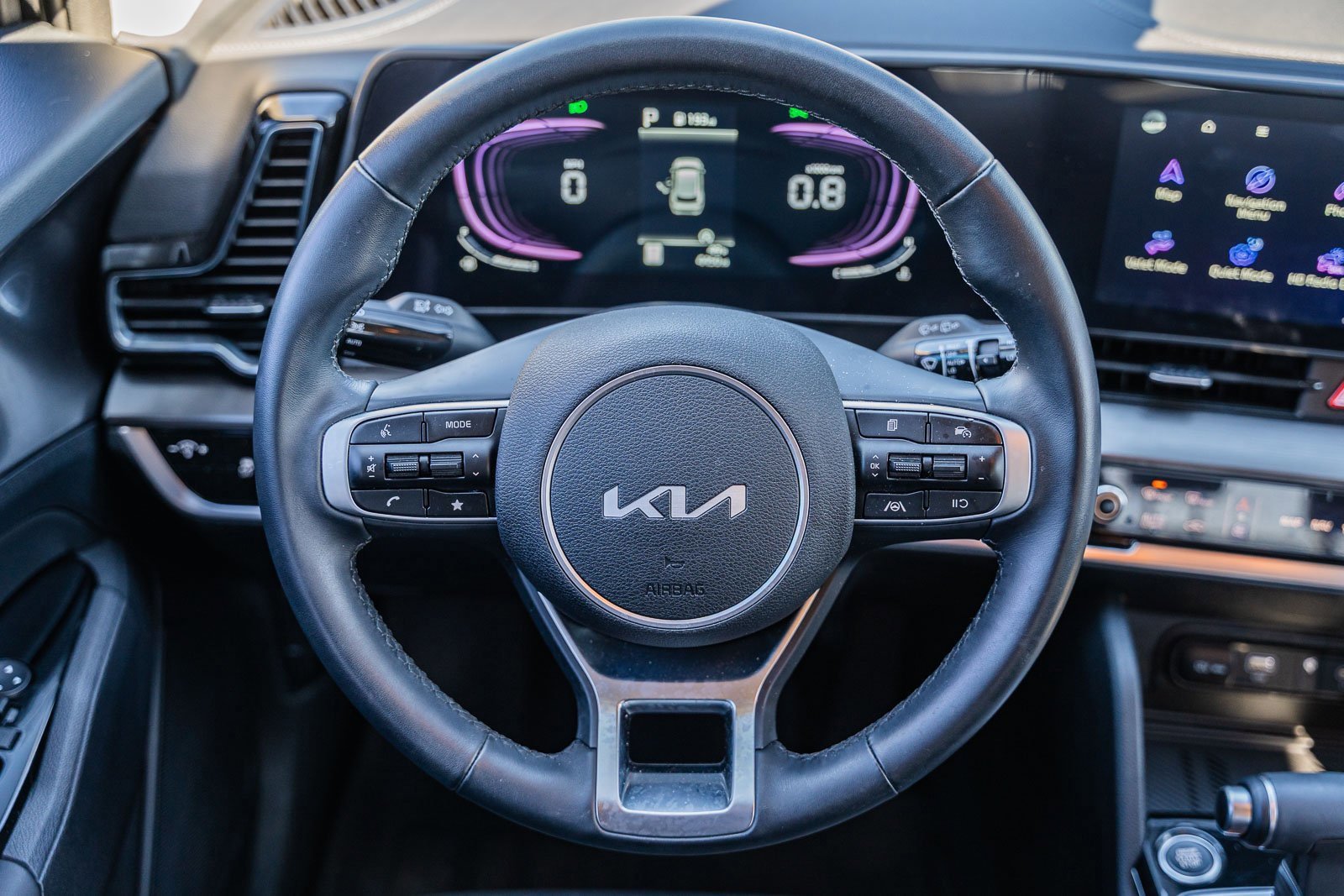 Used 2025 Kia Sportage EX image 22