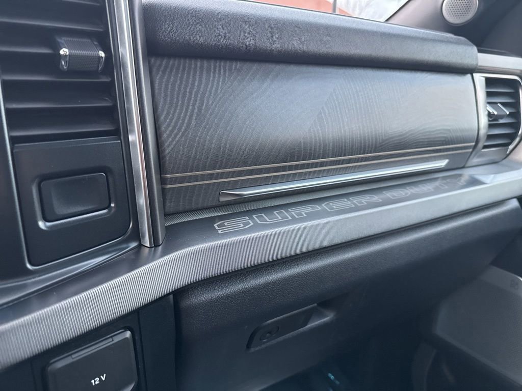 Certified 2023 Ford F350 Platinum w/ FX4 Off-Road Package image 37