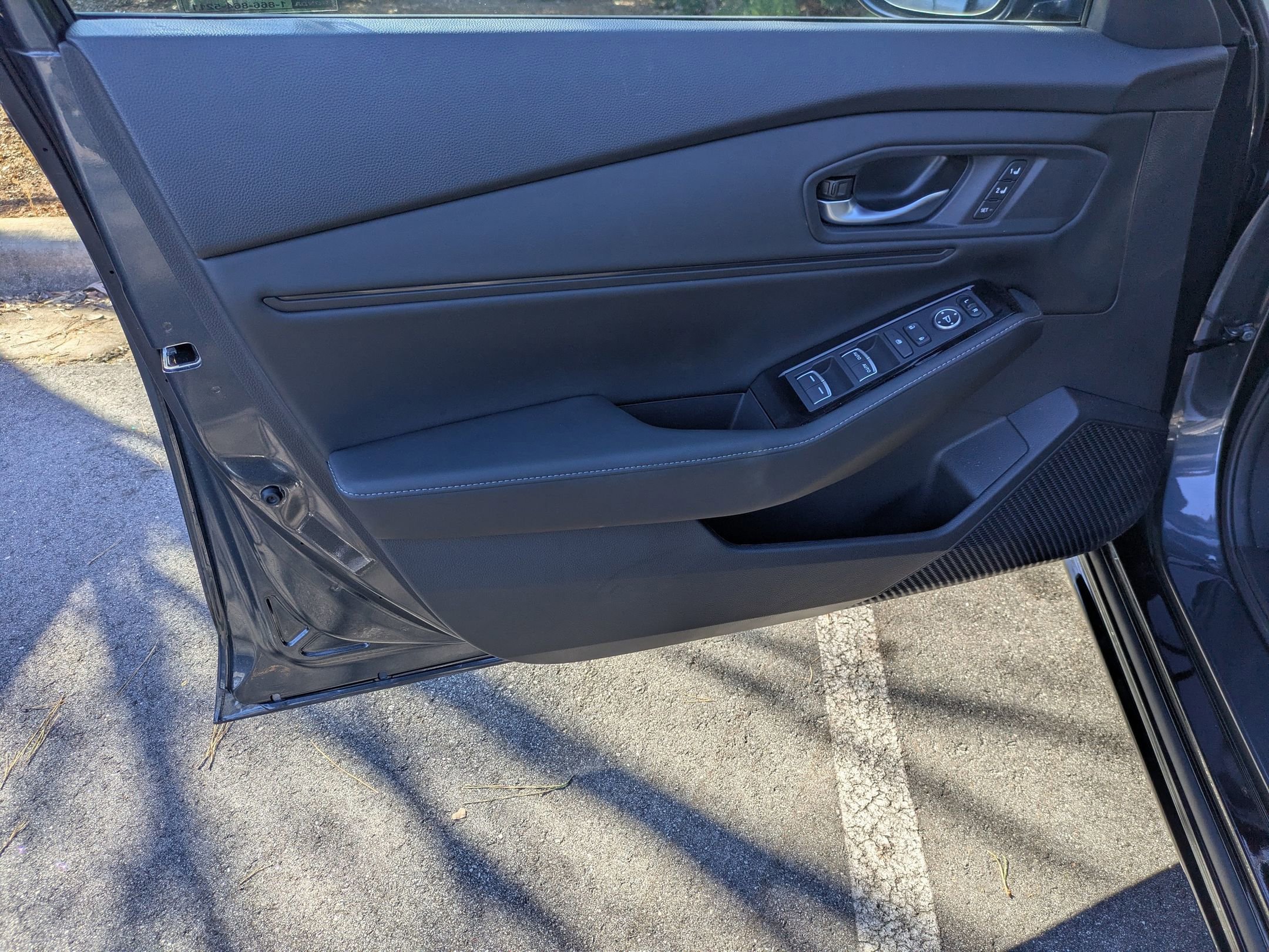 Used 2025 Honda Accord Touring image 10