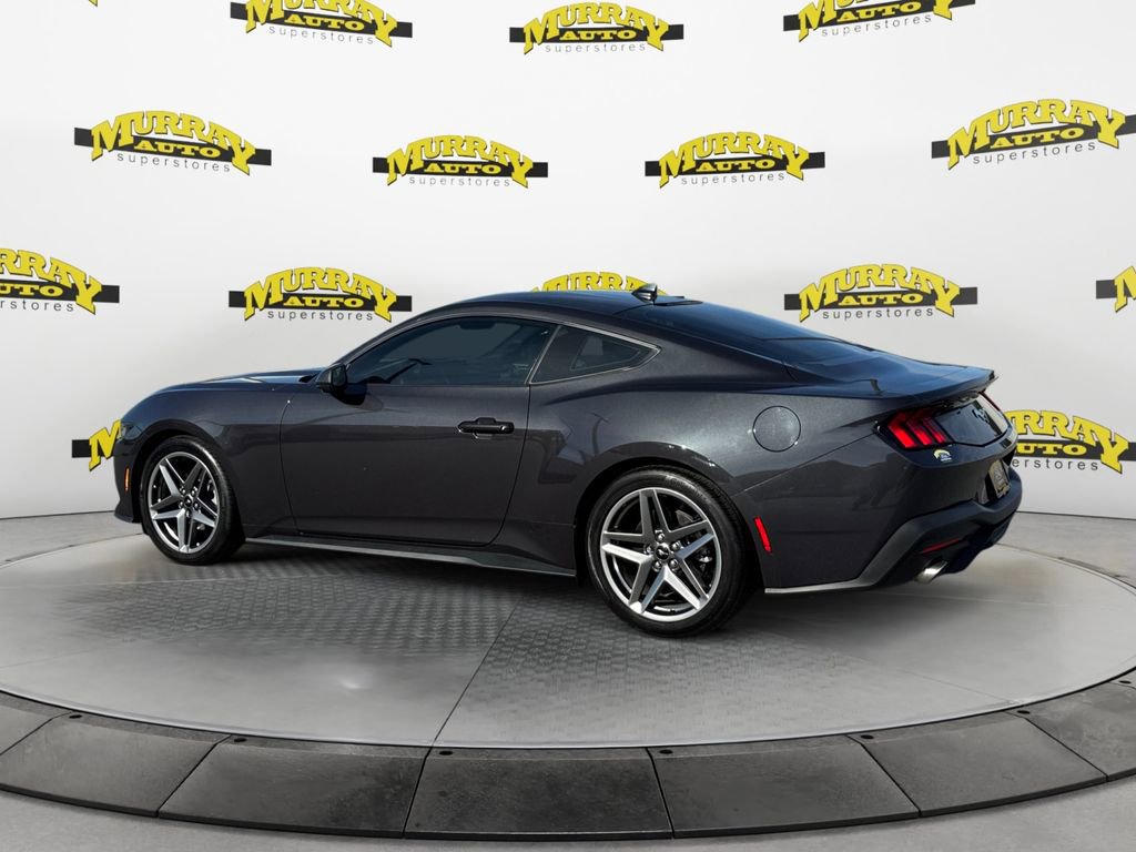Certified 2024 Ford Mustang Coupe RWD image 3
