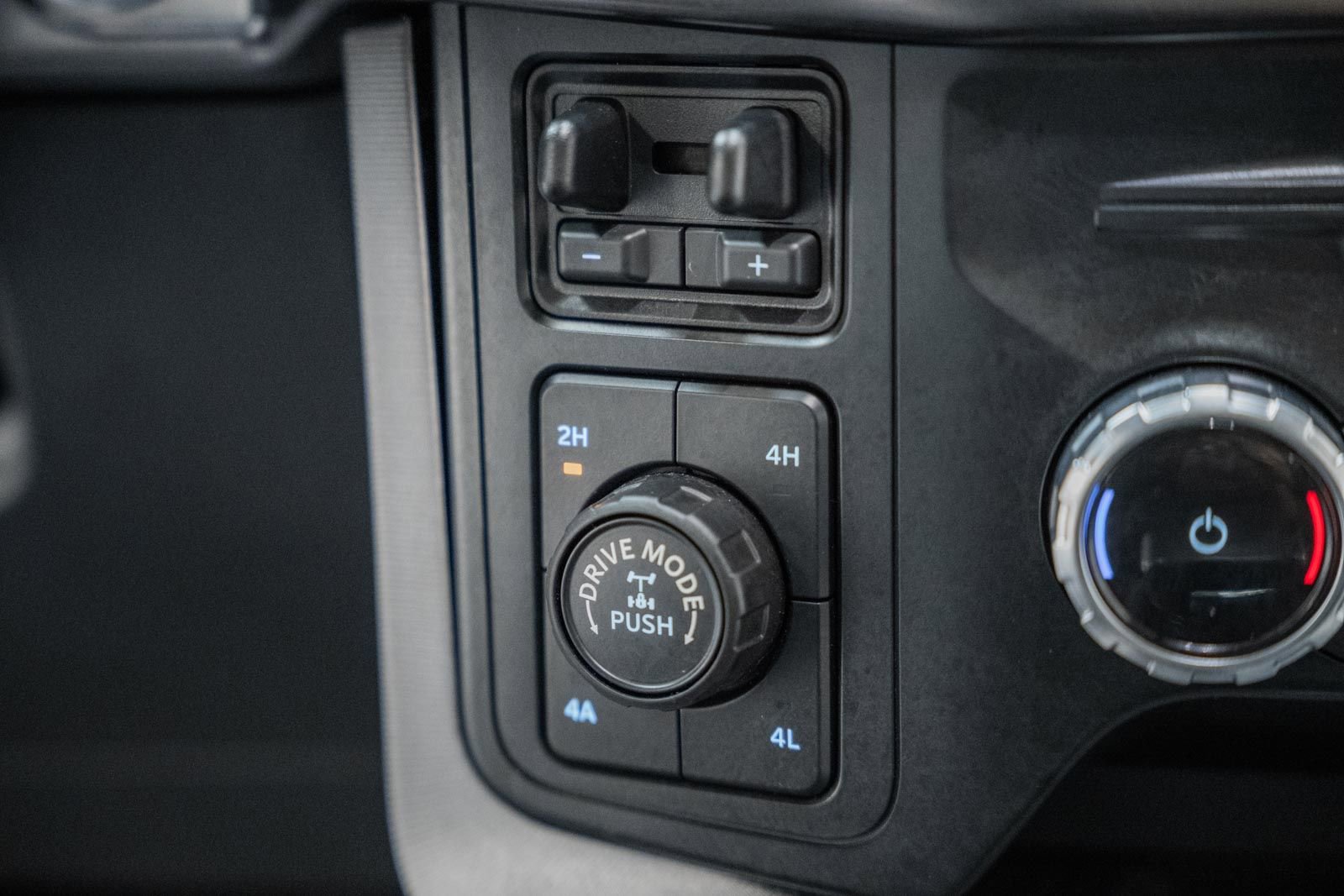 Certified 2023 Ford F150 Platinum w/ FX4 Off-Road Package image 31