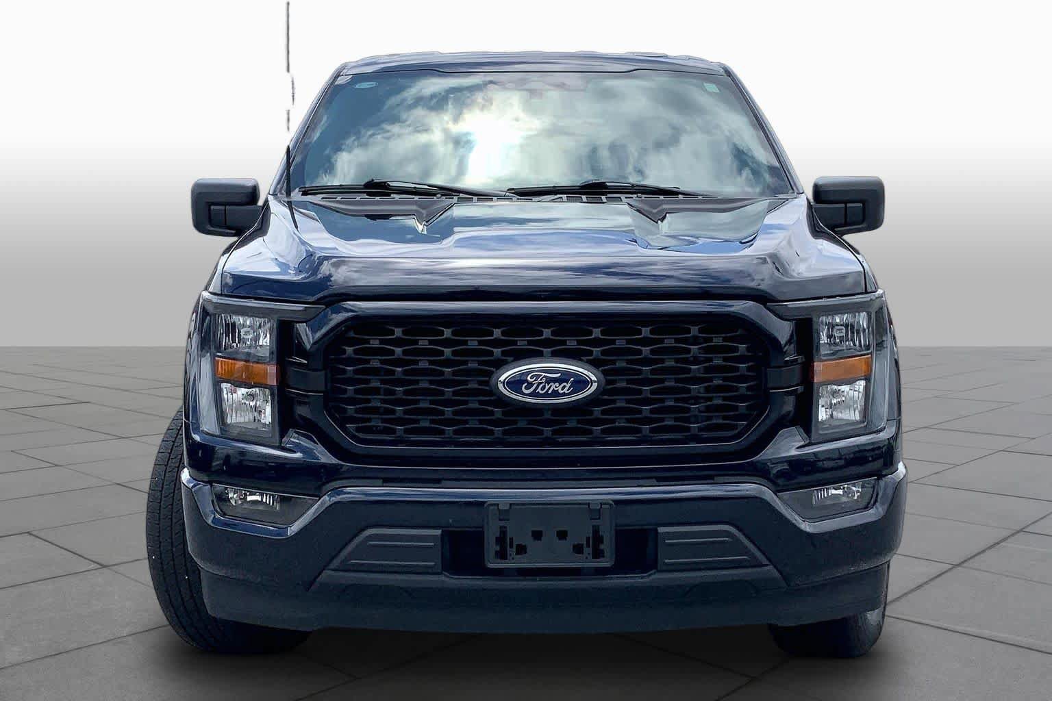 Certified 2023 Ford F150 XL w/ STX Appearance Package RWD image 4