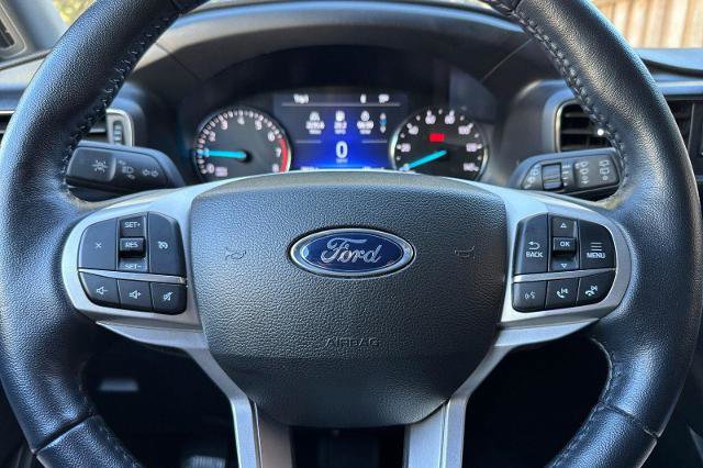 Certified 2023 Ford Explorer XLT w/ Equipment Group 202A image 21