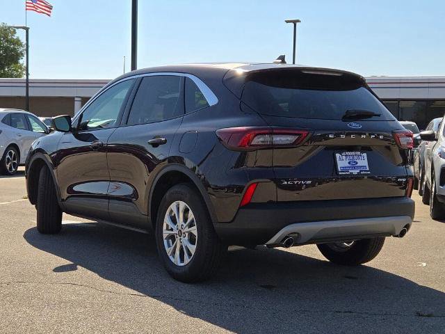 Certified 2023 Ford Escape Active image 3