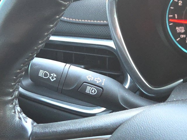 Used 2018 Chevrolet Equinox Premier FWD image 40