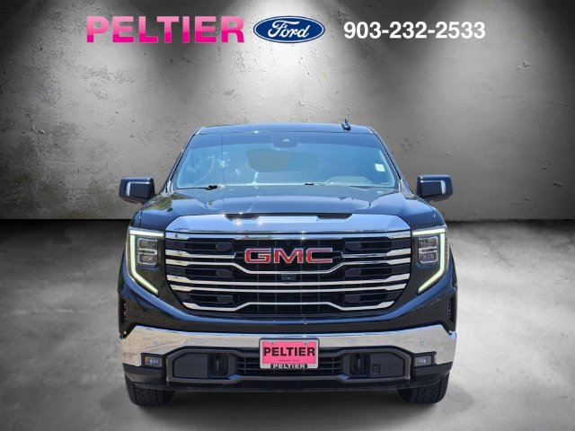 Used 2022 GMC Sierra 1500 SLT AWD/4WD image 2