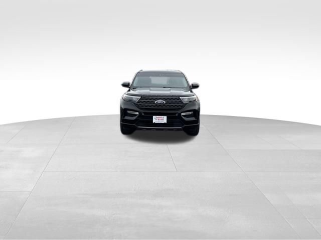 Certified 2022 Ford Explorer XLT w/ Equipment Group 202A image 7