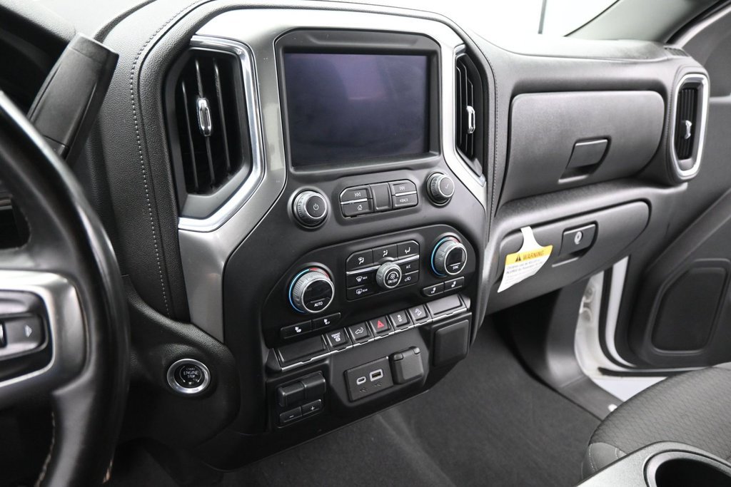 Used 2024 Jeep Gladiator Mojave AWD/4WD image 11