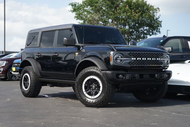 Certified 2026 Ford Bronco Badlands AWD/4WD image 2