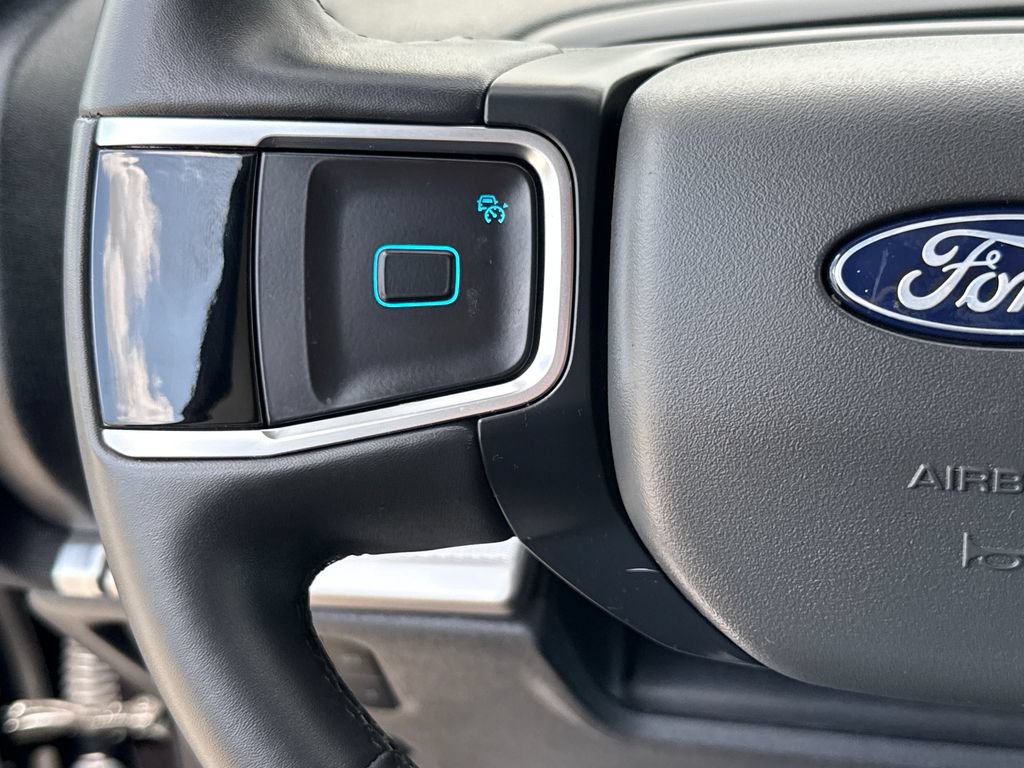Certified 2025 Ford Expedition Active RWD image 16