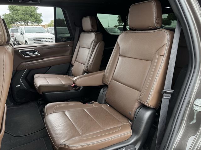 Used 2021 Chevrolet Tahoe High Country w/ Premium Package RWD image 29