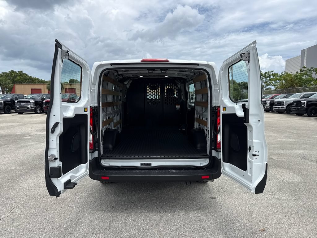 Certified 2025 Ford Transit 250 Low Roof w/ Exterior Upgrade Package RWD image 24