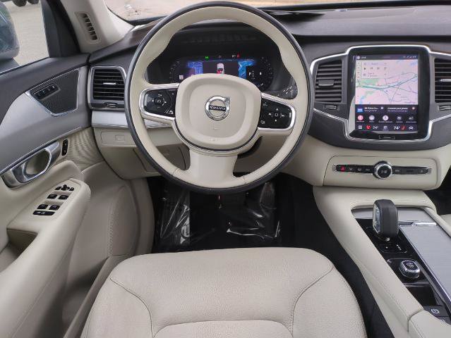Used 2023 Volvo XC90 B5 Core w/ Climate Package AWD/4WD image 13