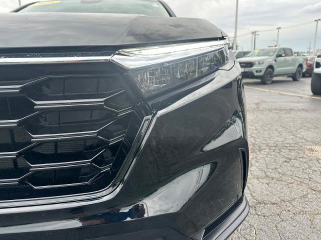 Used 2025 Honda CR-V EX-L image 11