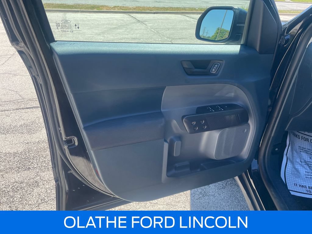 Certified 2024 Ford Maverick XL FWD image 18