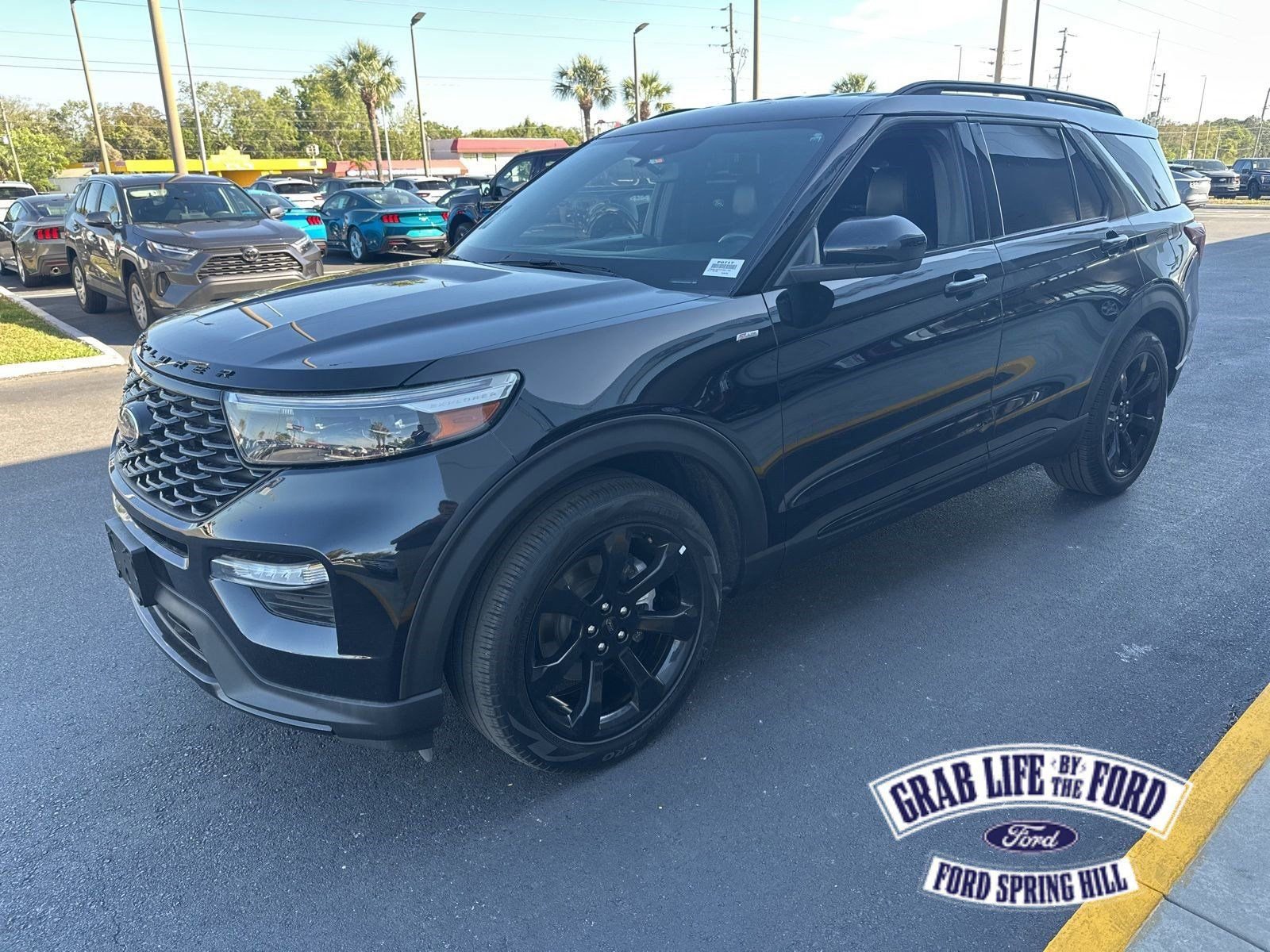 Certified 2023 Ford Explorer ST-Line w/ Class IV Trailer Tow Package