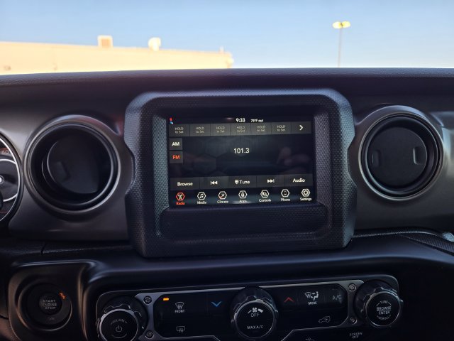 Used 2022 Jeep Wrangler Unlimited Sport AWD/4WD image 16