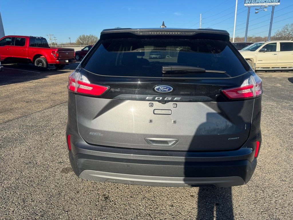 Certified 2024 Ford Edge SEL w/ Convenience Package image 3