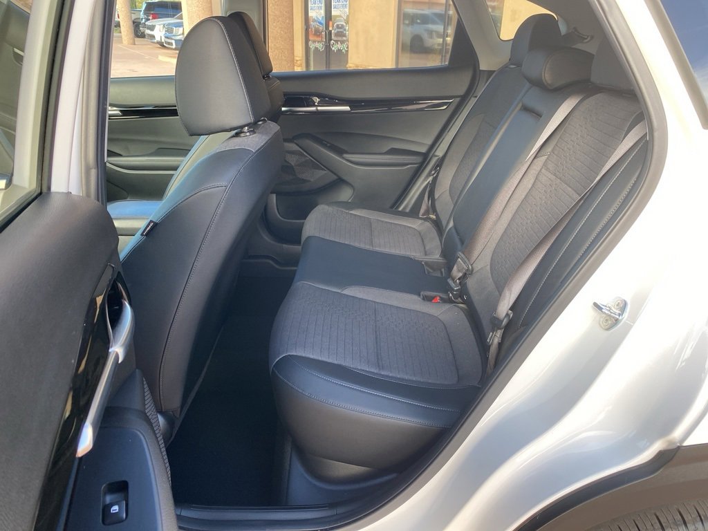 Used 2023 Kia Seltos S image 16