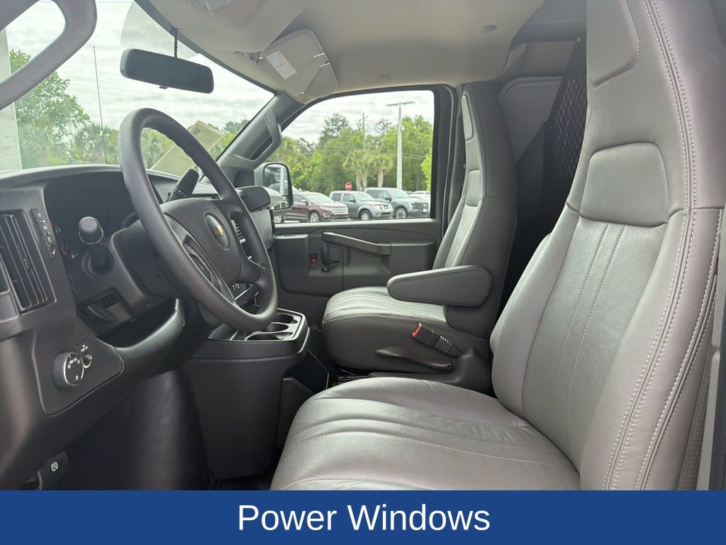 Used 2026 Chevrolet Express 2500 Extended w/ Driver Convenience Package image 18